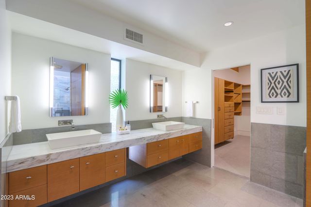 6333 N SCOTTSDALE Road 22, Scottsdale, AZ 85250