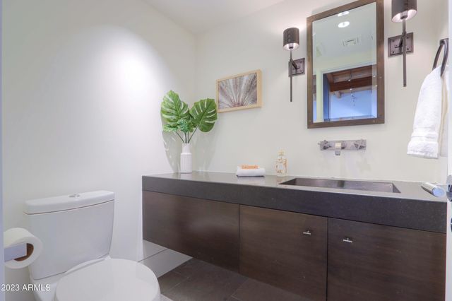 6333 N SCOTTSDALE Road 22, Scottsdale, AZ 85250