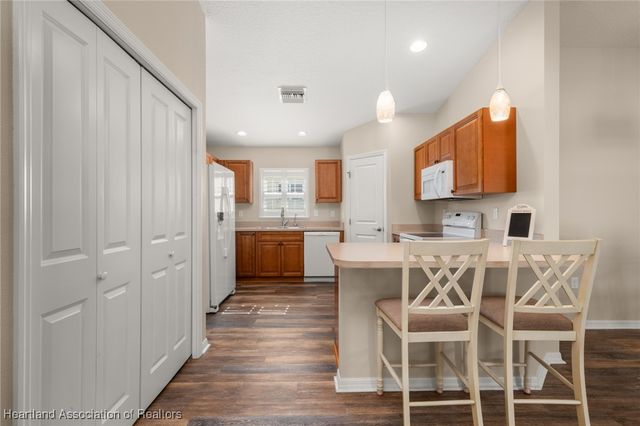 10433 High Grove Avenue, Lake Placid, FL 33852