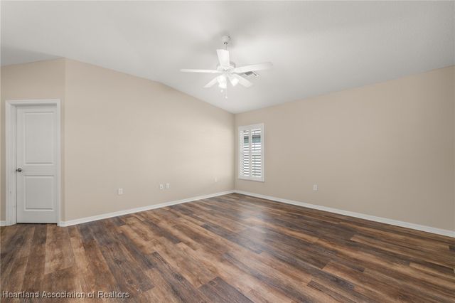 10433 High Grove Avenue, Lake Placid, FL 33852