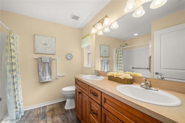 10433 High Grove Avenue, Lake Placid, FL 33852