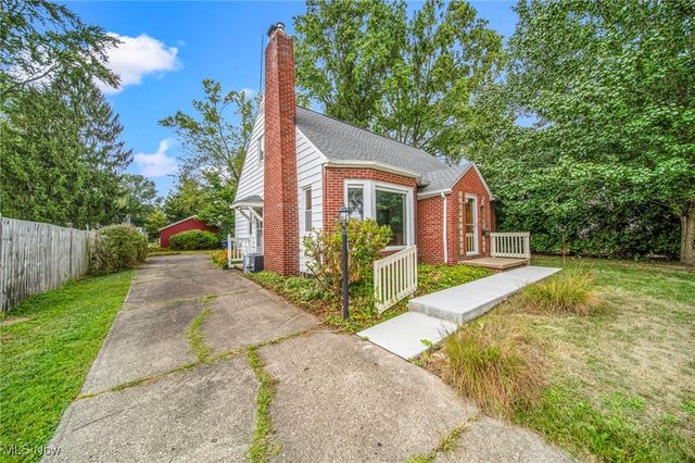 1505 Marlowe Avenue, Akron, OH 44313