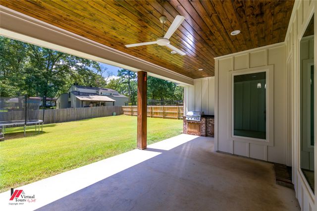 725 Julesburg Lane, Benton, LA 71006