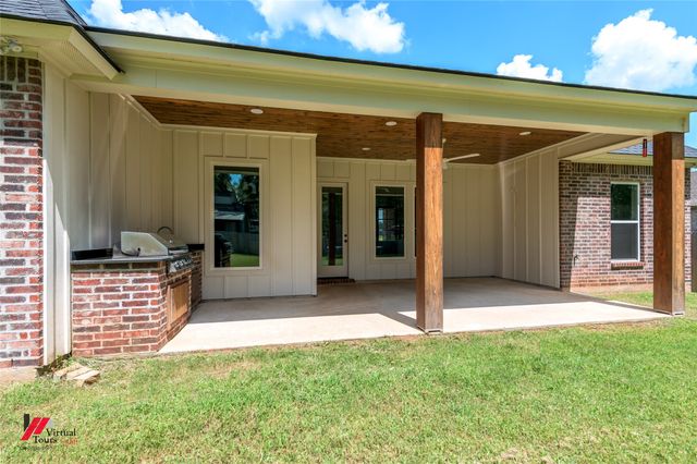 725 Julesburg Lane, Benton, LA 71006