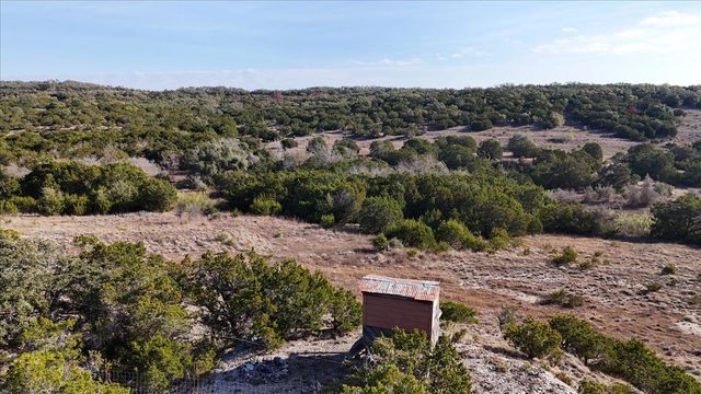 445-455 E Skyline Acres, Wimberley, TX 78676