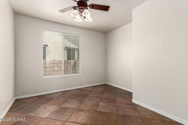 120 W Vuelta Friso, Sahuarita, AZ 85629