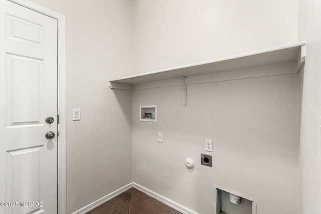 120 W Vuelta Friso, Sahuarita, AZ 85629