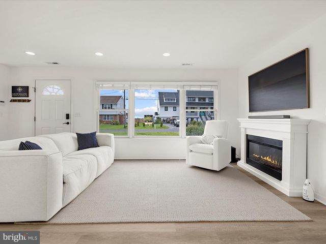 713 BAY DR, Stevensville, MD 21666
