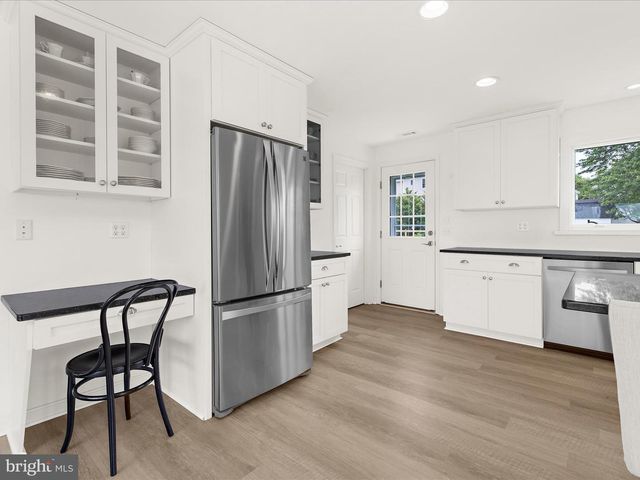 713 BAY DR, Stevensville, MD 21666