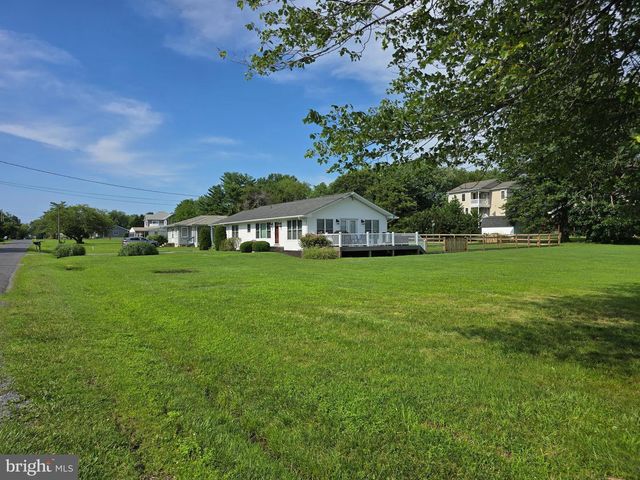 713 BAY DR, Stevensville, MD 21666