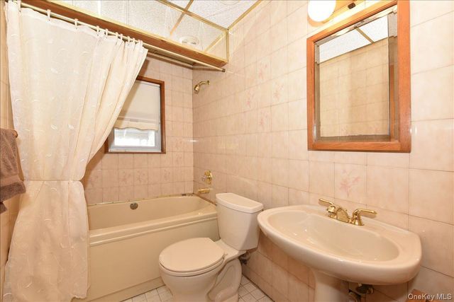 236 Thelma Avenue, Merrick, NY 11566