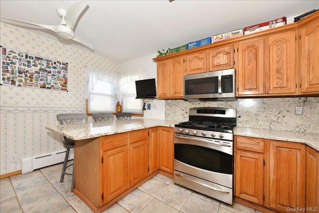 236 Thelma Avenue, Merrick, NY 11566