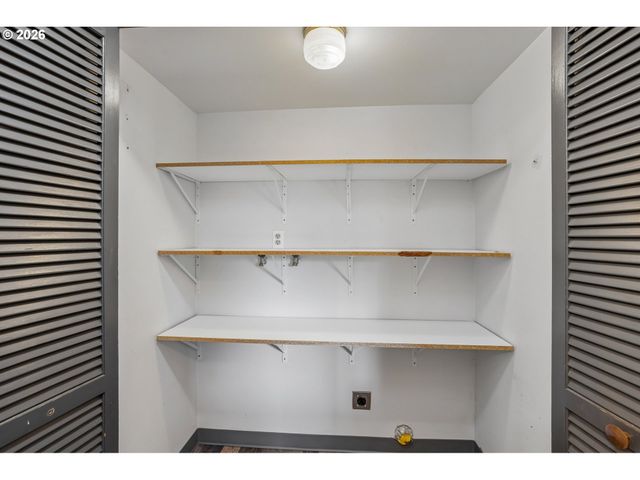 13501 Ne 19TH St, Vancouver, WA 98684