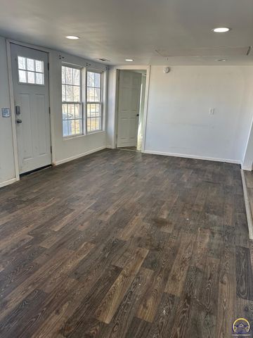 811 Watson St, Emporia, KS 66801