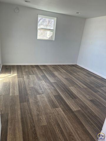 811 Watson St, Emporia, KS 66801