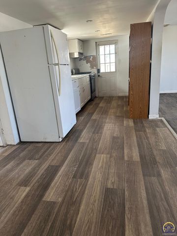 811 Watson St, Emporia, KS 66801