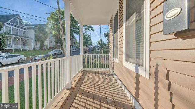 1337 MAPLE VIEW PL SE, Washington, DC 20020