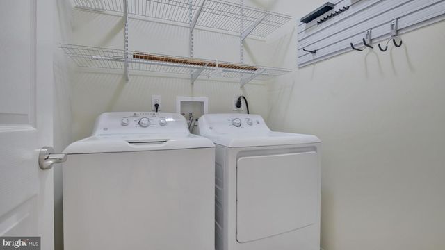 1337 MAPLE VIEW PL SE, Washington, DC 20020