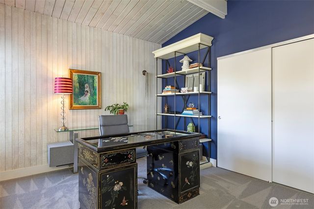 3510 W Commodore Way, Seattle, WA 98199