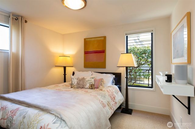 3510 W Commodore Way, Seattle, WA 98199