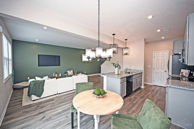 1506 Summerview Lane, Miami Twp, OH 45150