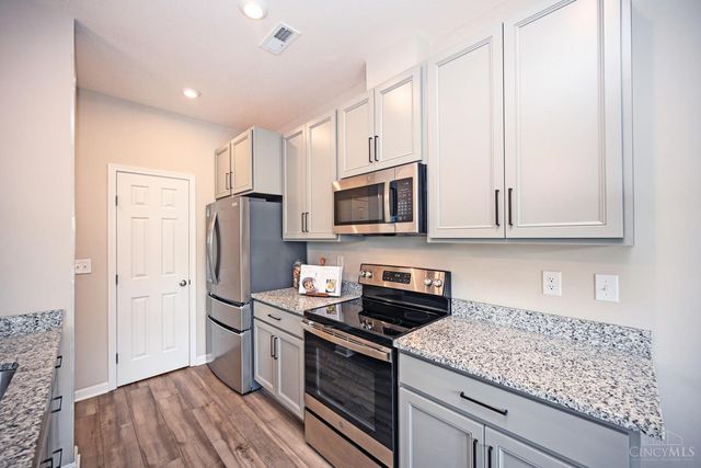 1506 Summerview Lane, Miami Twp, OH 45150