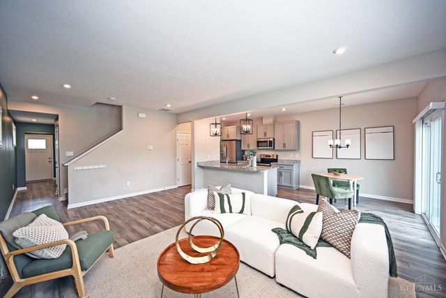 1506 Summerview Lane, Miami Twp, OH 45150