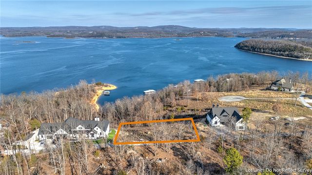 Castleberry Way, Rogers, AR 72756