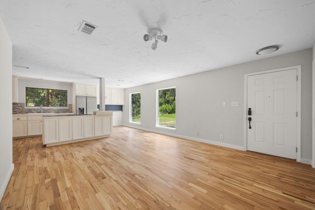 2218 Bahama RD, Austin, TX 78733