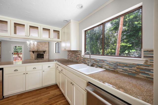 2218 Bahama RD, Austin, TX 78733