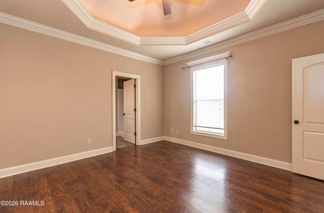 308 Forest Creek Drive 100, Scott, LA 70583