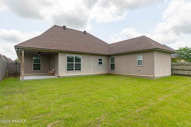 308 Forest Creek Drive 100, Scott, LA 70583