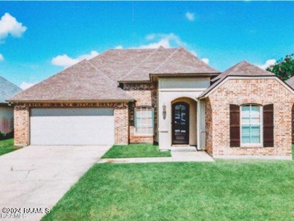308 Forest Creek Drive 100, Scott, LA 70583