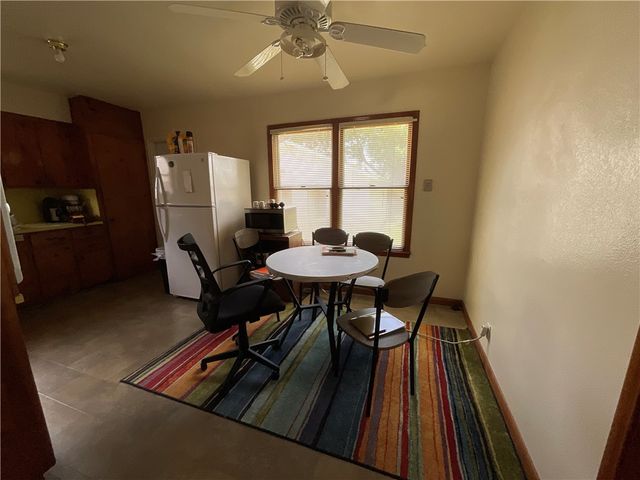 1202 Zarsky Dr, Corpus Christi, TX 78412