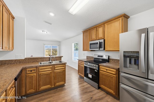 3119 GARDEN BROOK Road, Jacksonville, FL 32208
