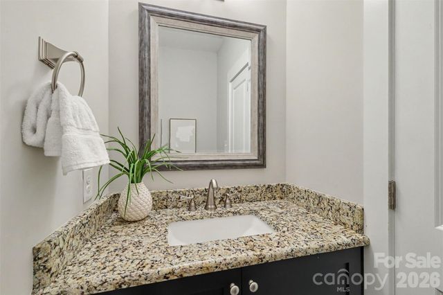 2914 Windsor Avenue, Charlotte, NC 28209