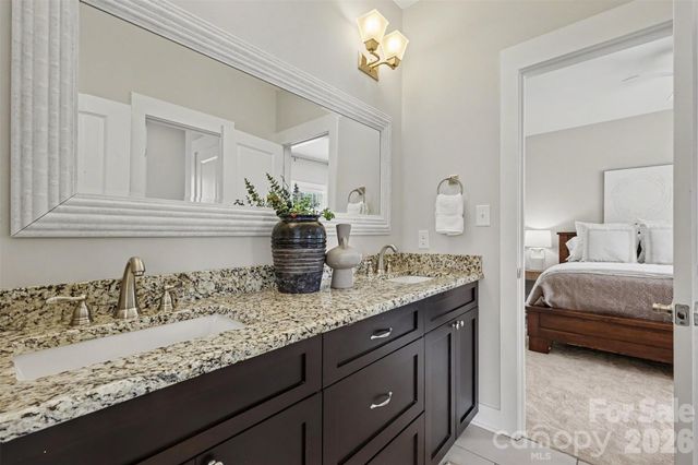 2914 Windsor Avenue, Charlotte, NC 28209