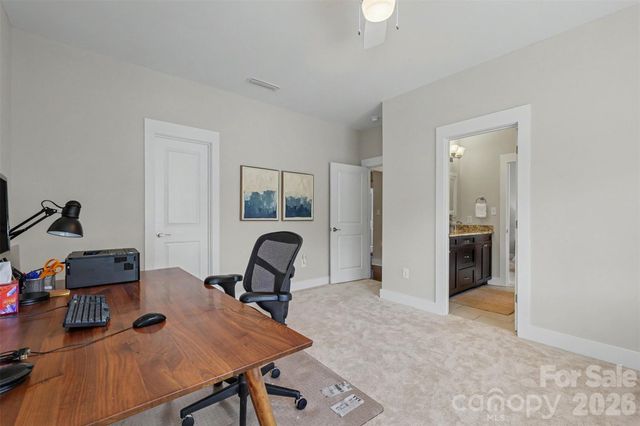 2914 Windsor Avenue, Charlotte, NC 28209