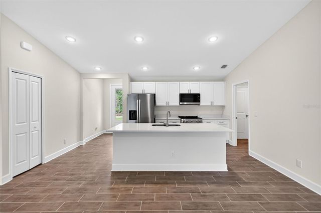 23447 BEATRICE AVENUE, Port Charlotte, FL 33980
