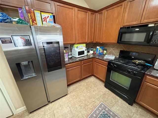 2316 Dovetail ST, Pflugerville, TX 78660