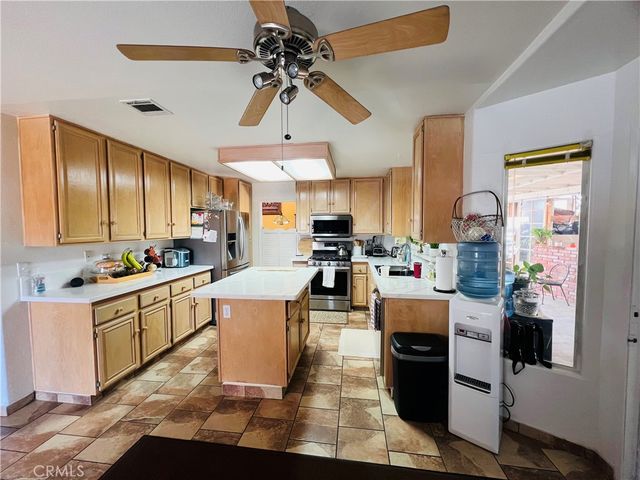 16960 Tusk Court, Victorville, CA 92394