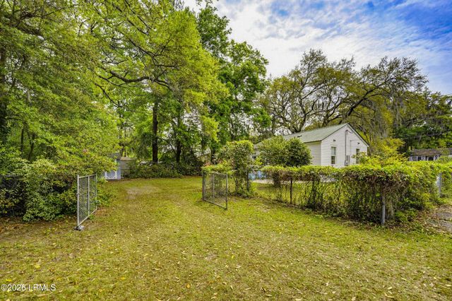 1113 Lafayette Street, Beaufort, SC 29902