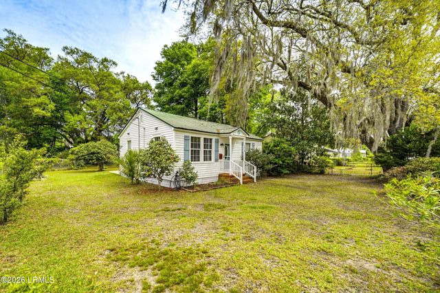 1113 Lafayette Street, Beaufort, SC 29902