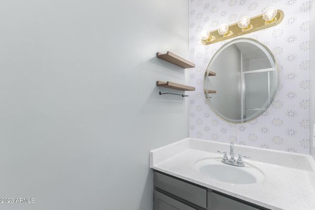 3037 S COUNTRY CLUB Way, Tempe, AZ 85282