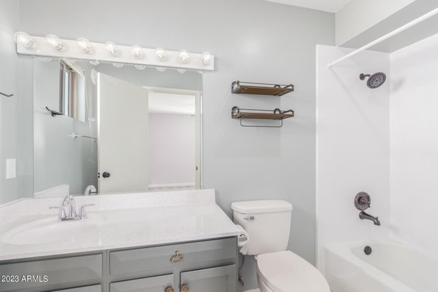 3037 S COUNTRY CLUB Way, Tempe, AZ 85282