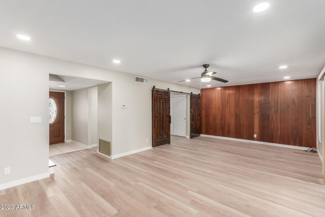 3037 S COUNTRY CLUB Way, Tempe, AZ 85282