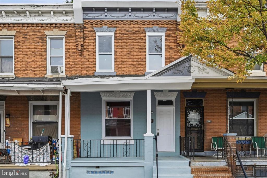 906 N FALLON ST, PHILADELPHIA, PA 19131 — photo 2