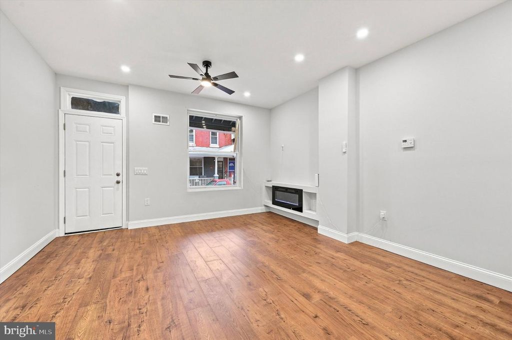 906 N FALLON ST, PHILADELPHIA, PA 19131 — photo 5