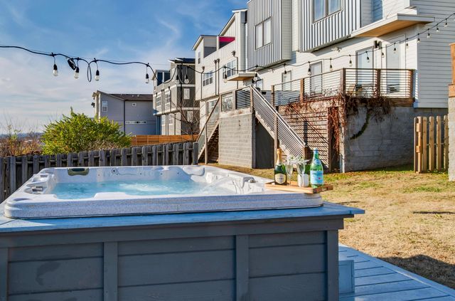 12B Fern Ave, Nashville, TN 37207