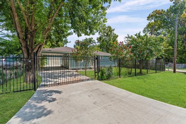 1805 Chamberlain Street, Houston, TX 77093
